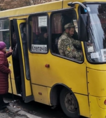 У Луцьку продовжать договори на двох приміських автобусних маршрутах