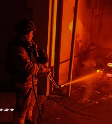 Росіяни вдарили FPV-дроном по маршрутці біля Нікополя: п'ятеро загиблих