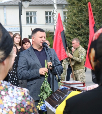 Загинув понад півтора року тому у Курській області: на Волині поховали захисника Миколу Собчука