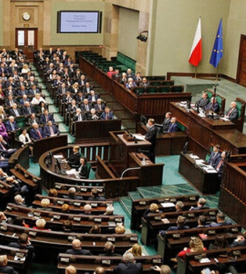 Польские правые хотят провести Марш независимости во Львове: 21 политик подписал обращение
