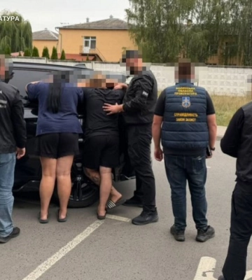 Викрито жительку Волині, яка за 10 000 доларів «вирішувала питання» щодо встановлення групи інвалідності