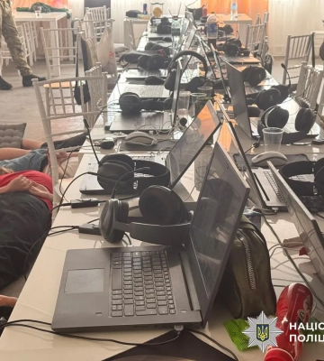 На Вінниччині викрили два шахрайські кол-центри
