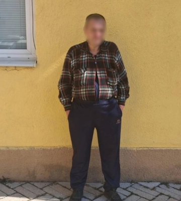 На Хустщині 48-річного чоловіка підозрюють у зґвалтуванні матері