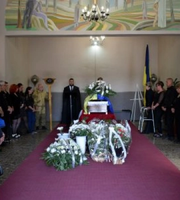 На Берегівщині попрощалися із загиблим захисником Тібором Шомі