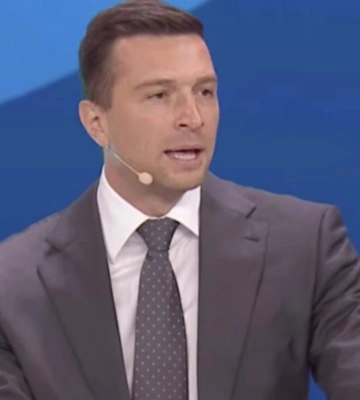 Лидер ультраправых во Франции считает, что Украина должна платить за помощь Европы, – Bloomberg