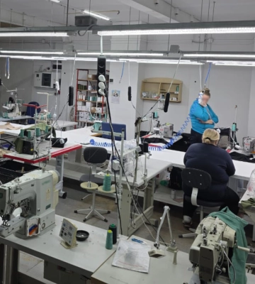 В Україні викрили підпільне виробництво одягу відомих світових брендів: як працювала схема