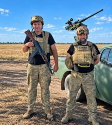 На Одещині воїни МВГ після виконання бойового завдання врятували водія, який постраждав у ДТП