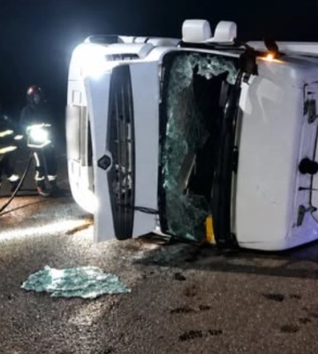 На Одещині воїни МВГ після виконання бойового завдання врятували водія, який постраждав у ДТП