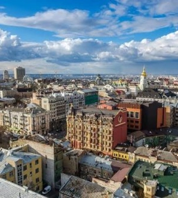 Росія атакувала Київ: постраждали 12 людей, серед них двоє дітей