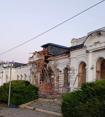Ночной удар РФ. В Киеве россияне повредили станцию городской электрички, в Берестине Харьковской области разрушен вокзал