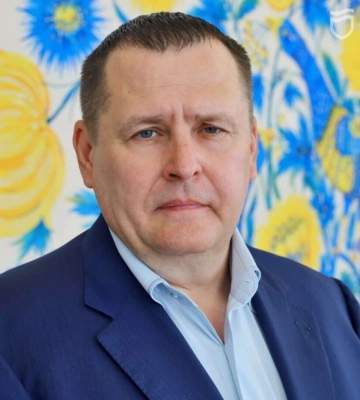 Днепр доказывает свою благодарность делами: мэр Филатов поздравил спасателей с их профессиональным праздником