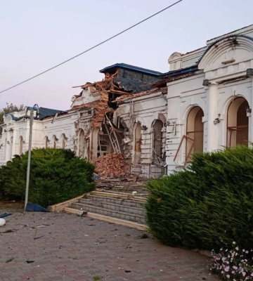 Российский дрон атаковал вокзал в Берестине Харьковской области