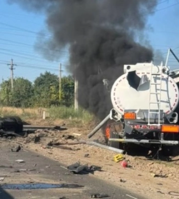 Росіяни знову атакували Одещину - четверо постраждалих, пошкоджені будинки і автоцистерна