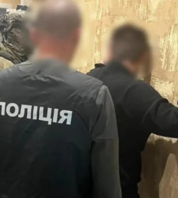Выдавали себя за банкиров и сайт знакомств: на Винниччине накрыли два колл-центра мошенников
