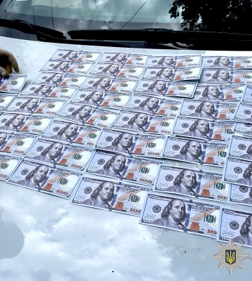 Обіцяли перевести військового до тилу: у Вінниці затримали двох підозрюваних
