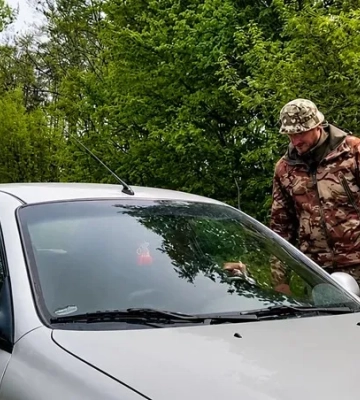 В Івано-Франківську чоловіка засудили за напад на авто з ТЦК