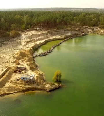Харків’ян кличуть на масштабне прибирання лісу та пляжу на Основі