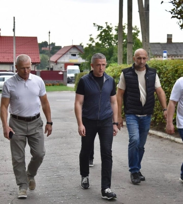 Новий корпус ліцею, тротуари та стадіон: що планують змінити у Заборольському окрузі Луцької громади