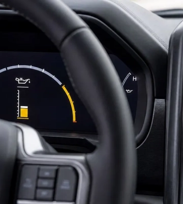 GM прибере щуп у нових V8 для Silverado та Sierra — Motor1