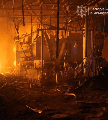 Вночі ворог атакував БпЛА торгівельний центр у Запоріжжі, - голова ОВА