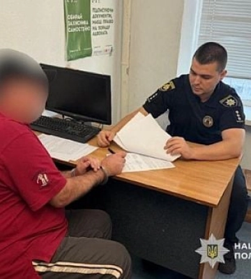 Обікрав авто пенсіонера: у Кривому Розі затримали підозрюваного