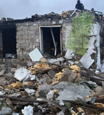 Атака на Фастівський район Київщини: пошкоджено будинки, постраждала родина з дітьми