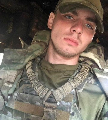 Ужгородців запрошують на зустріч памʼяті полеглого десантника Дениса Кофеля