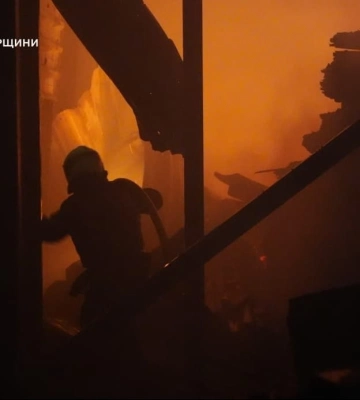 Двоє загиблих і двоє поранених: росіяни вдарили по промислових об'єктах на Житомирщині