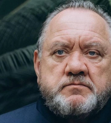 Син Бенюка пішов у ЗСУ після захисту дисертації