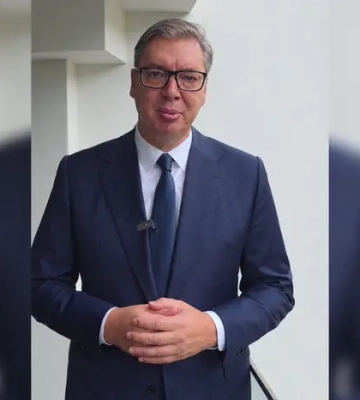 Президент Сербії Вучич прибув на саміт «Карпатської вісімки»