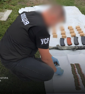 Отримували зброю із районів бойових дій та продавали: на Волині викрили трьох чоловіків