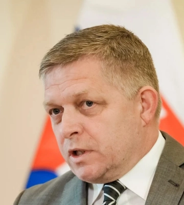 Фіцо не прибув на саміт в Україну, хоча планував