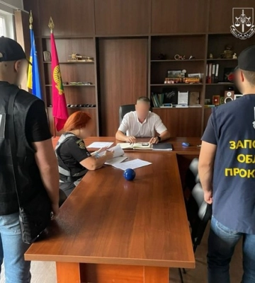 Понад ₴800 тис. за фактично ненадані послуги: викрито посадовця запорізького КП та підприємця