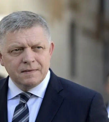 Фіцо в останній момент скасував візит до України