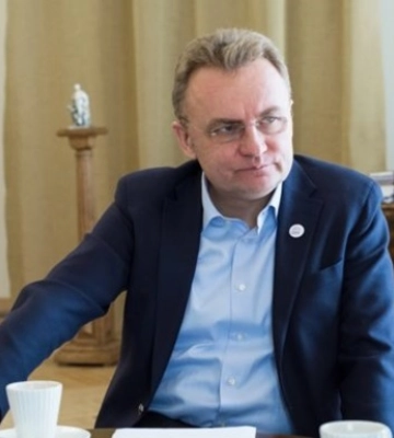 Садовый заявил о "прослушке" в служебном авто