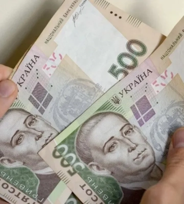 Вчителі розповіли про свої вересневі аванси та шокували українців