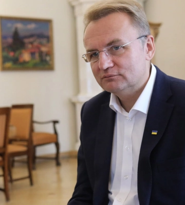 Садовий заявив про знайдену «прослушку» в його авто