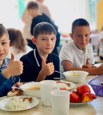 На Одещині впроваджують шведський стіл у шкільних столових