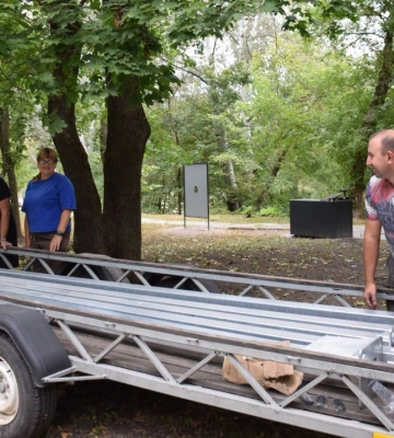 У центральному парку Нових Санжар стало світліше