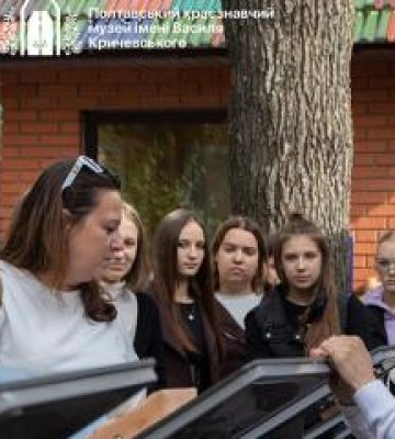 Історія на дотик: у Полтавському краєзнавчому музеї створили тактильну експозицію