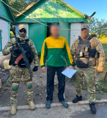 На Кіровоградщині у затриманого збувача зброї вилучено цілий арсенал