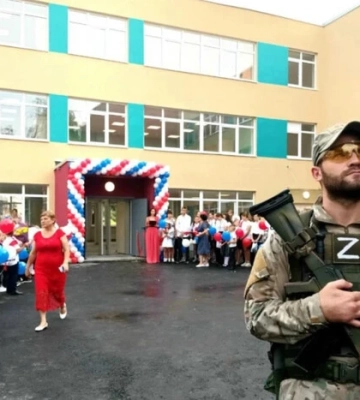 В окупованому Генічеську окупанти залякують школярів за проукраїнську позицію