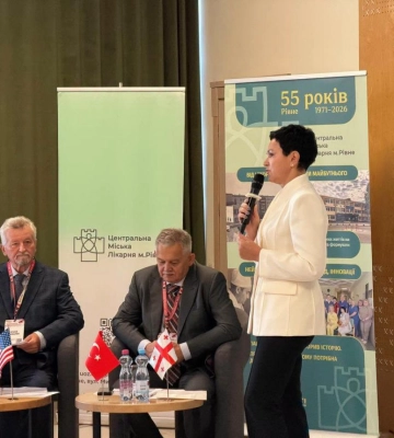 Провідних фахівців світової спінальної нейрохірургії зібрав форум на Рівненщині