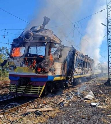 Удар по электричке и домам в Балаклее: в результате атак России в Харьковской области погибли пять человек