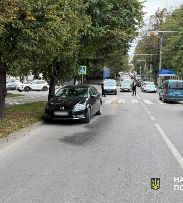 У Чернівцях легковик на пішохідному переході збив жінку, - поліція
