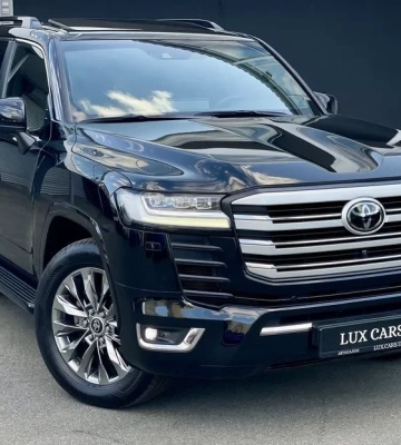 Виконком Херсонської міськради взяв на баланс позашляховик Toyota Land Cruiser, переданий благодійниками