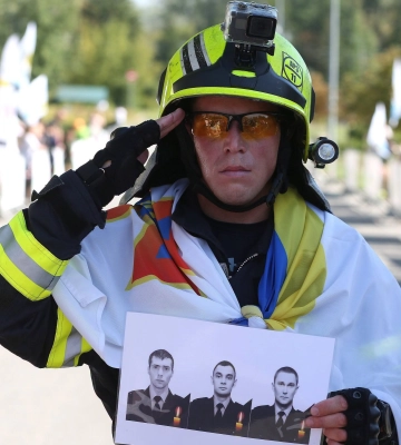 Рятувальник пробіжить 42 км у спорядженні вагою понад 20 кілограм під час черкаського марафону