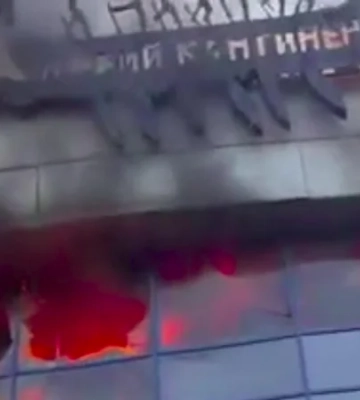 Оккупанты ударили по Днепру, горит торговый центр Новый континент — видео