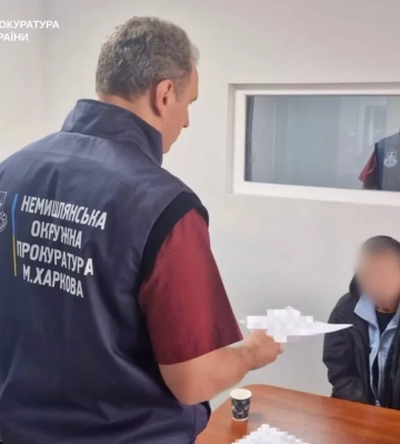 Крики и кровь в подъезде: в Харькове чуть не произошло убийство