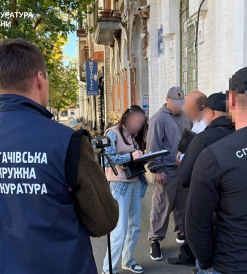 У Харкові держвиконавець вимагав гроші за сприяння у продажі частини квартири